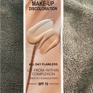 All Day Flawless Foundation - Cream/Beige